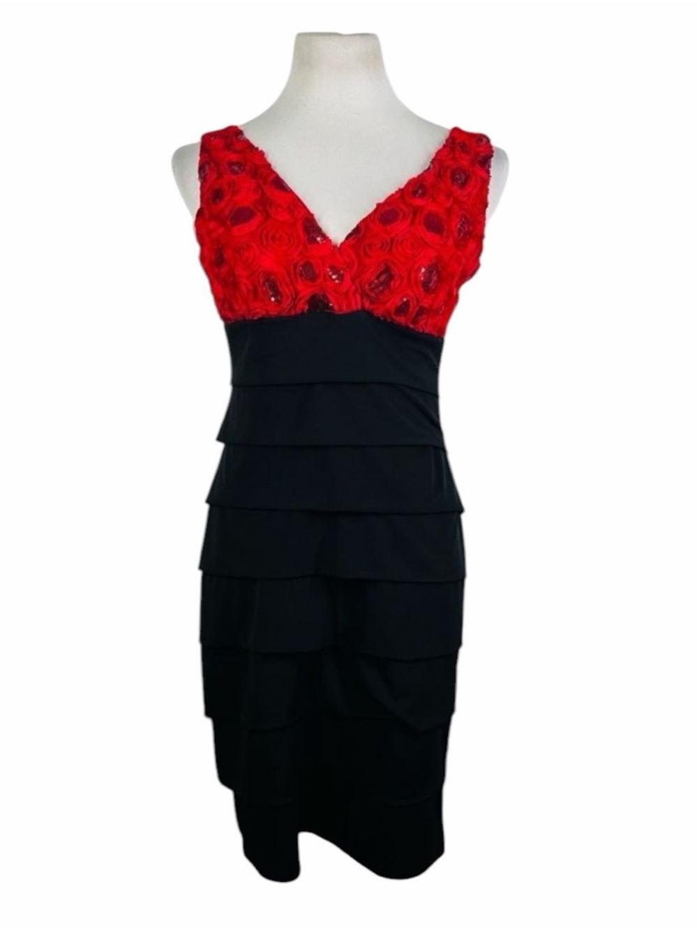 En Focus Studio Black & Red Rose Sparkle Bandage Midi Dress - Size 8